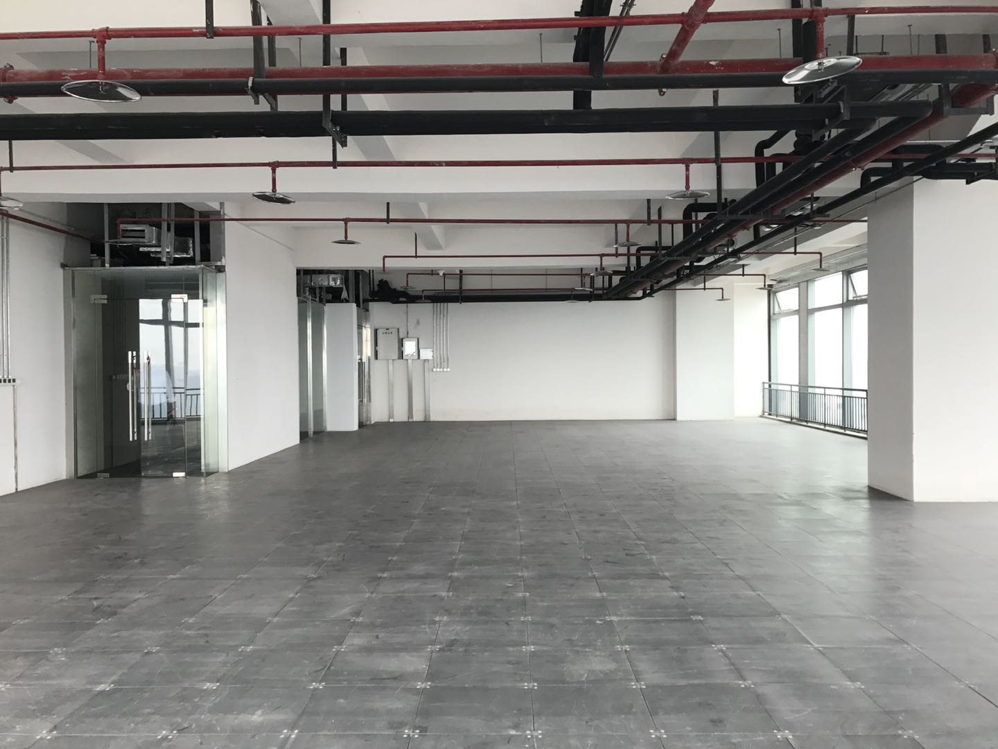 郑州东里路56号:城市中心的品质生活新选择