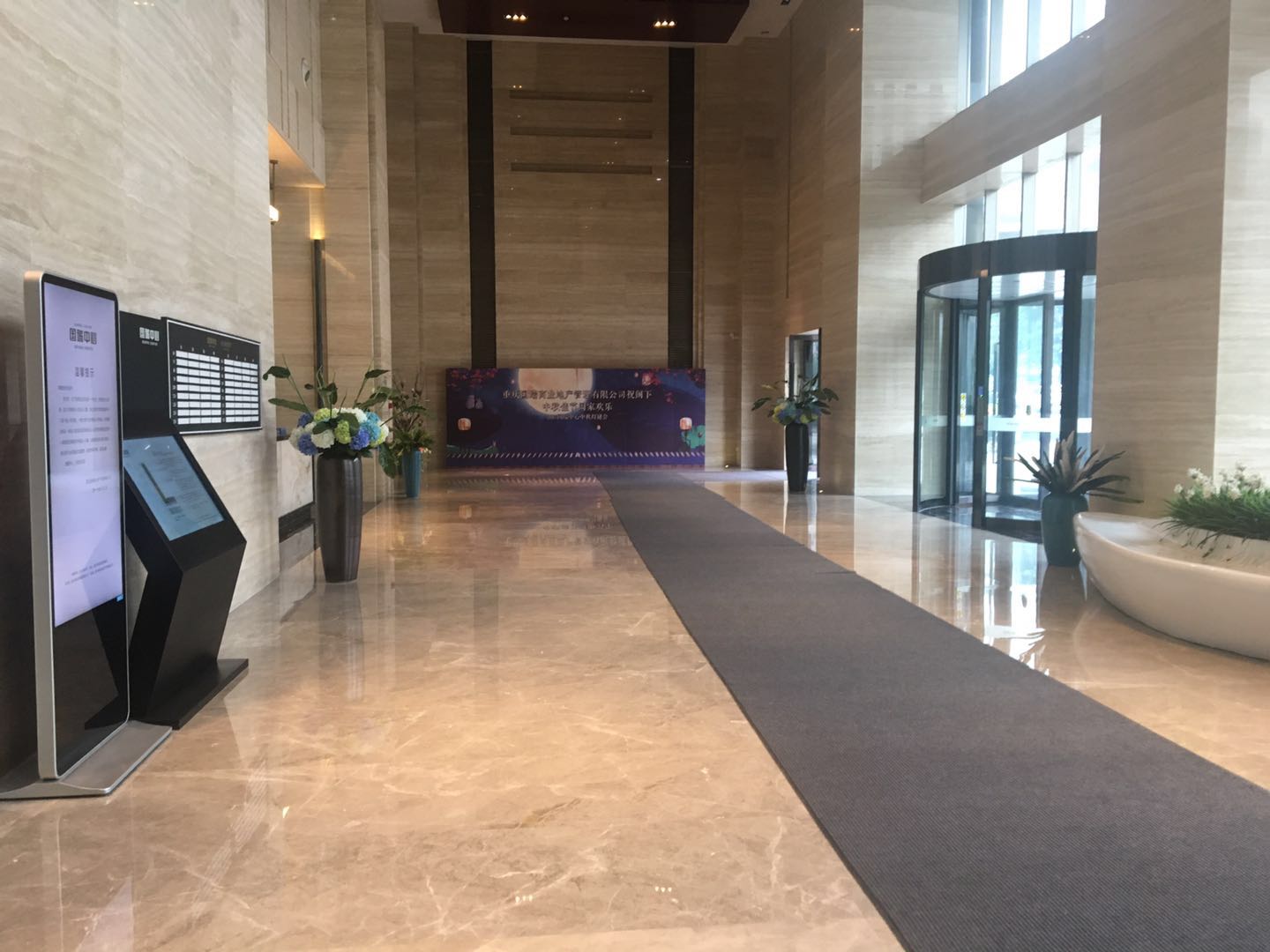 武汉毛坦港湾B区——城市绿洲中的理想居所