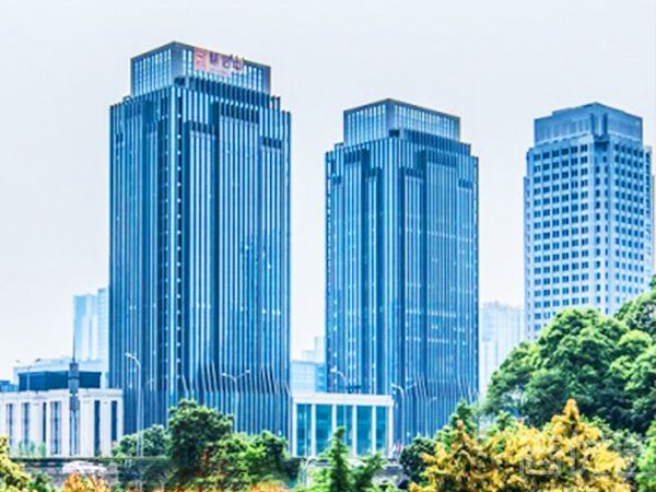 重庆两江幸福广场精信中心