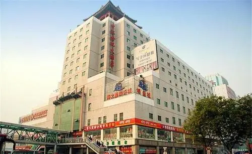 深圳碧湖花园(罗湖):城市绿洲中的品质生活典范