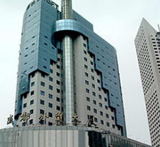 成都首开龙湖景粼玖序：品质生活新标杆