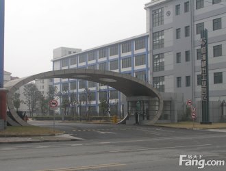 重庆丽都锦城：城市绿洲中的理想居所