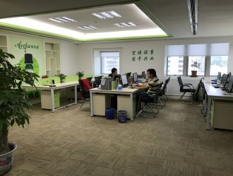 武汉现代光谷世贸中心