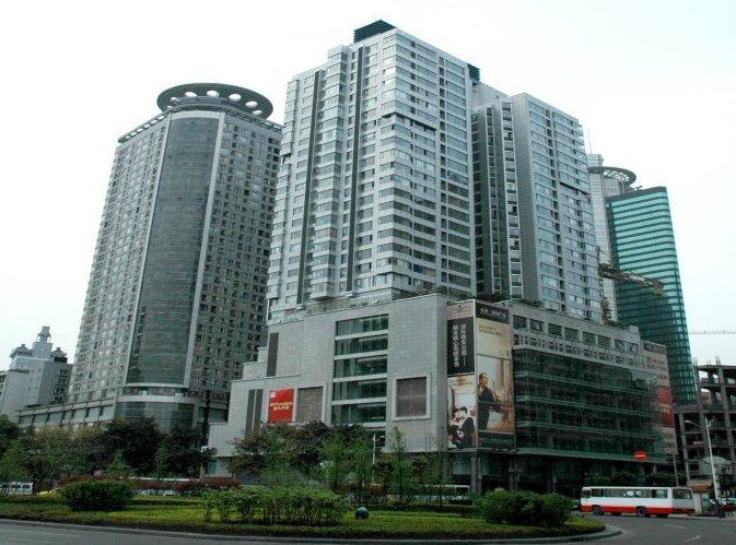 成都绿地格兰德：城市绿洲中的理想居所