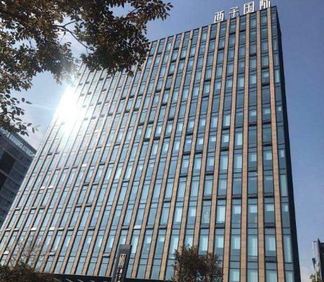 青岛依泉美庐——城市绿洲中的理想居所